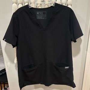 Figs 3 pocket scrub top